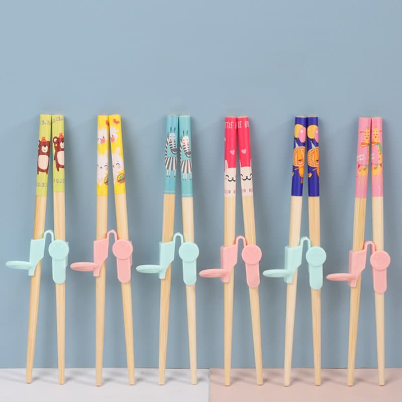 Animal Chopsticks Helper Reusable Training Kid Bamboo / Wood Chopsticks for Children Beginner Toddlers Right or Left Hand