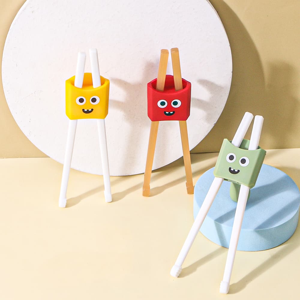 ODM Custom Logo Personalized Reusable Plastic Kids Finger Training Chopsticks