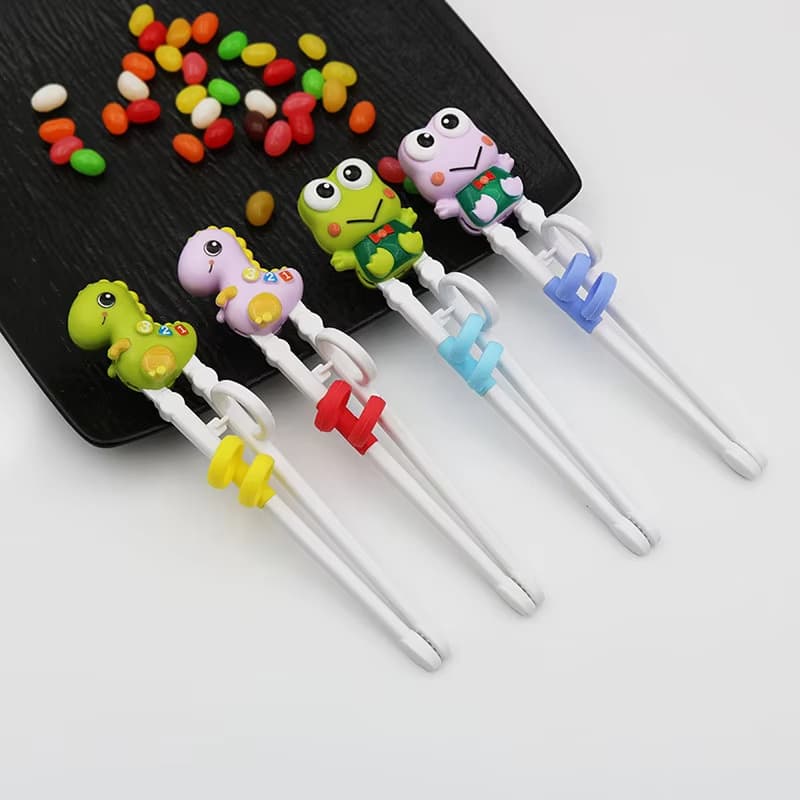 Portable Cartoon Animal Correction Chopsticks for Mother and Baby Training Children's Plastic Practice Chopstick